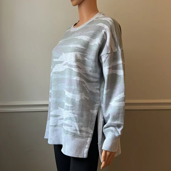 #49. Aerie oversized desert camo sweatshirt - Picture 6 of 16